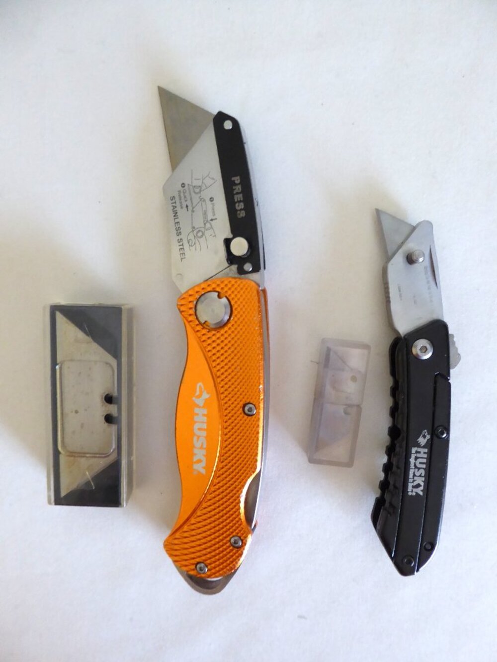 NEW HUSKY BOX CUTTER COMPACT FOLDING UTILITY KNIFE SET & REPLACEMENT BLADES